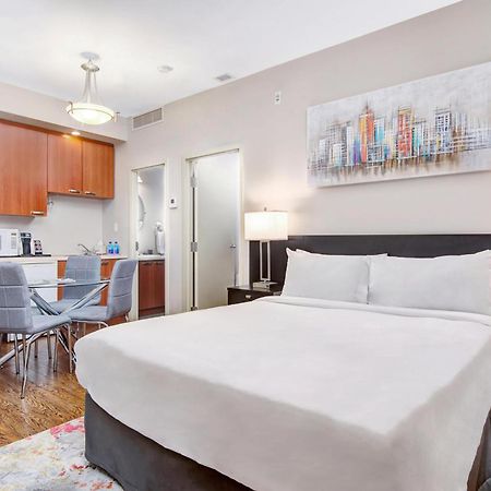 Willowdale Hotel Toronto North York Phòng bức ảnh